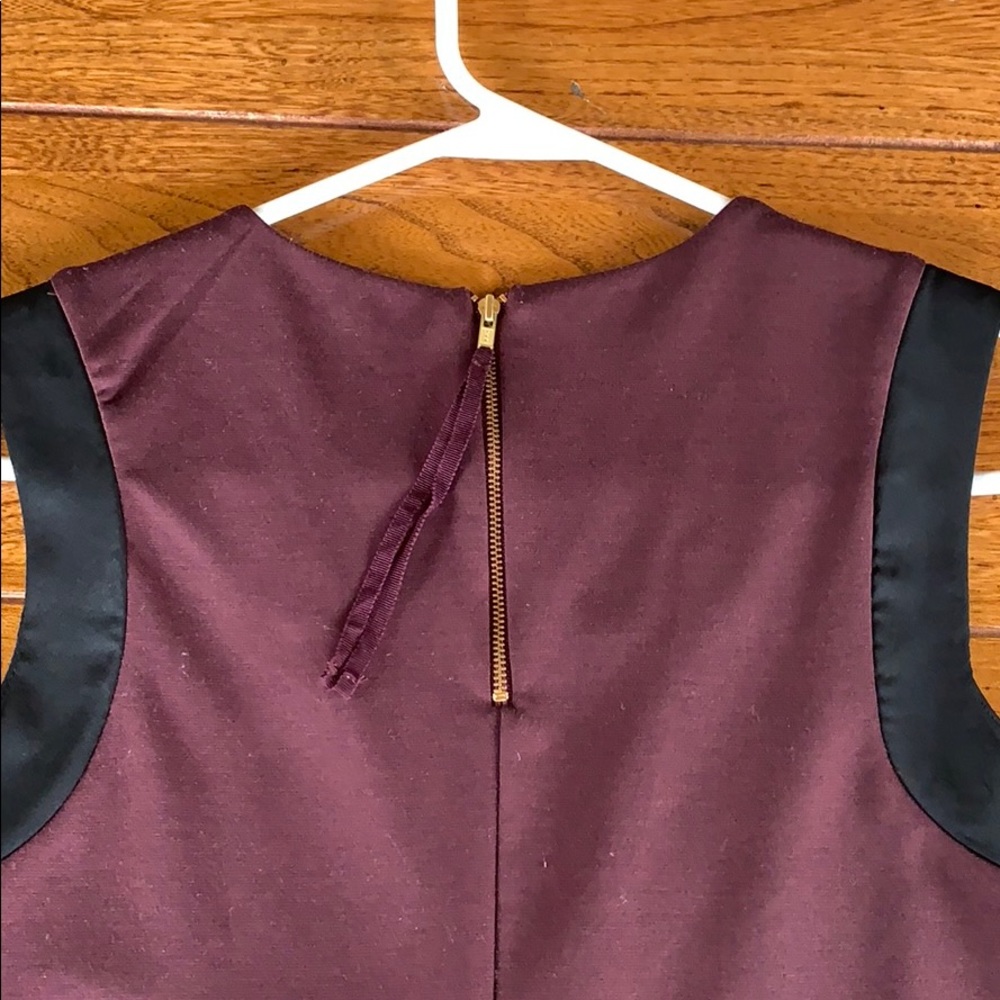 Worn Once! Sleeveless Shell - Picture 5 of 5